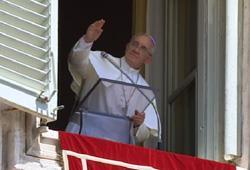 Papa Francisco: «grito de paz llegue al corazón de todos y todos depongan las armas»