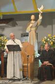 Los pequeños, los enfermos, los pobres, los jóvenes y la oración, el Papa en Asís