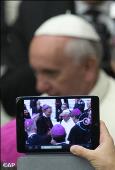 «Comunicación al servicio de una cultura del encuentro», tema del Papa Francisco para la próxima Jornada Mundial de las Comunicaciones Sociales