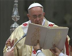 Mosaico con la imagen del Papa Francisco en la basílica de san Pablo