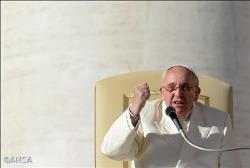 Actuar todos para eliminar la escandalosa injusticia del hambre, exhorta el Papa