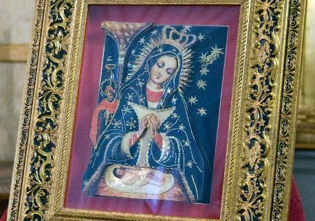 Virgen de la altagracia.jpg