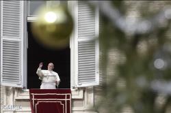 A la hora del Ángelus el Papa invitó a poner nuestras esperanzas con confianza filial en las manos de María, Madre del Redentor