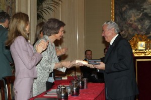 rafael del rio GRAN CRUZ DE LA ORDEN CIVIL DE LA SOLIDARIDAD
